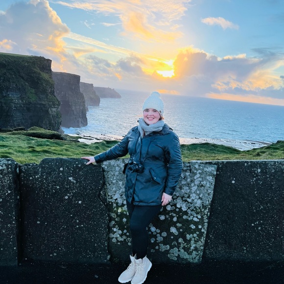 Meet your Posher, Erin - Picture 5 of 7